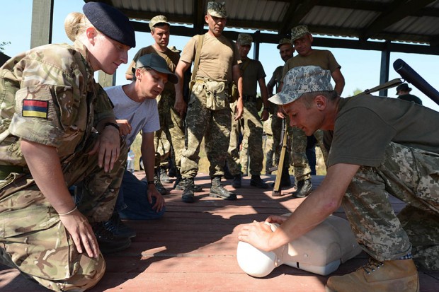 Personnel of 4 Armoured Medical Regiment conducting and supervising combat medical training as part of a Short Term Training Team in Ukraine.