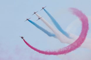 Royal Air Force Aerobatic Team The Red Arrows performing over Cleethorpes for the 2016 Armed Forces Day National Event (AFDNE) at Cleethorpes. Crown Copyright.