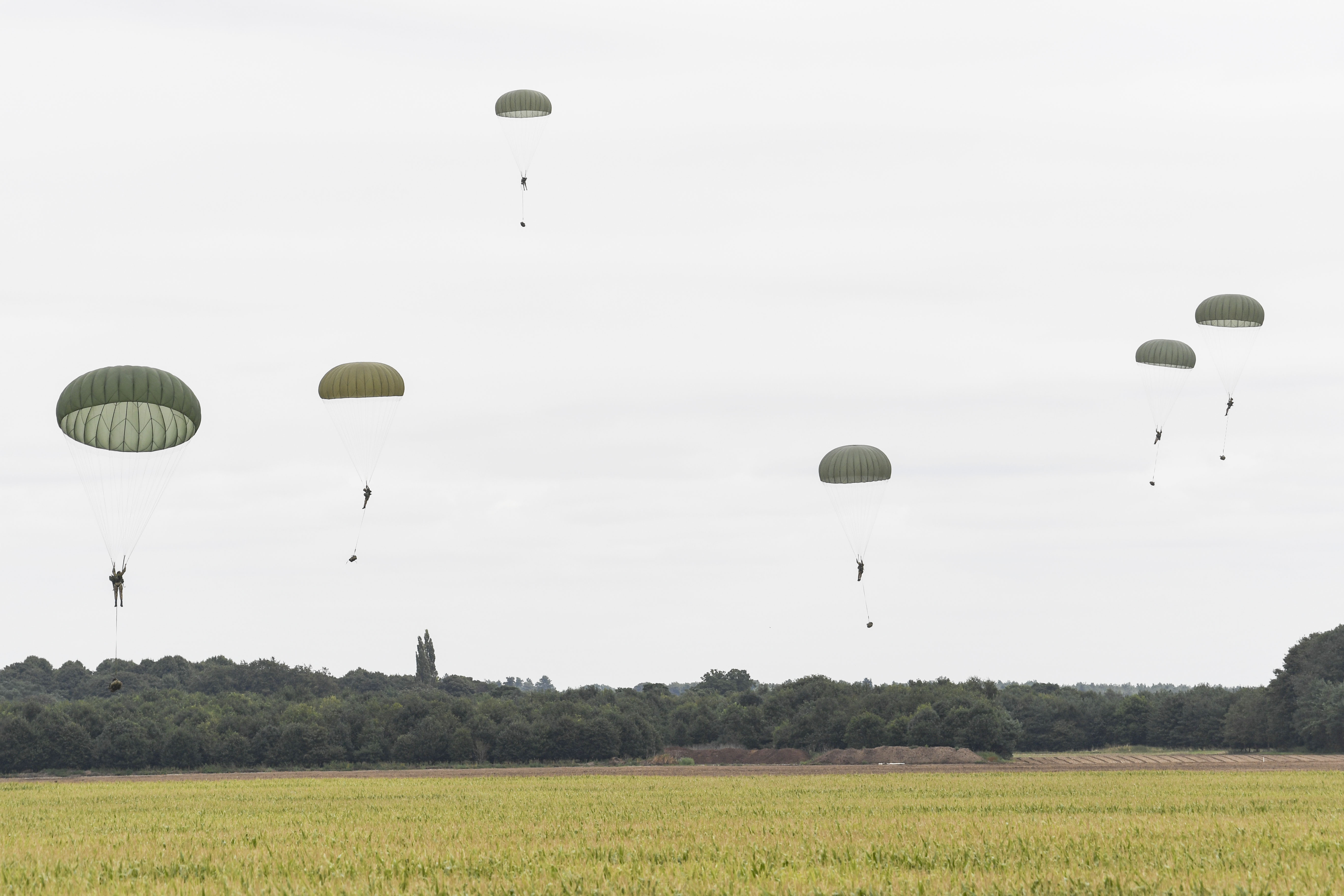 Italian Paratroopers drop into Norfolk for Ex ITALIAN STALLION 