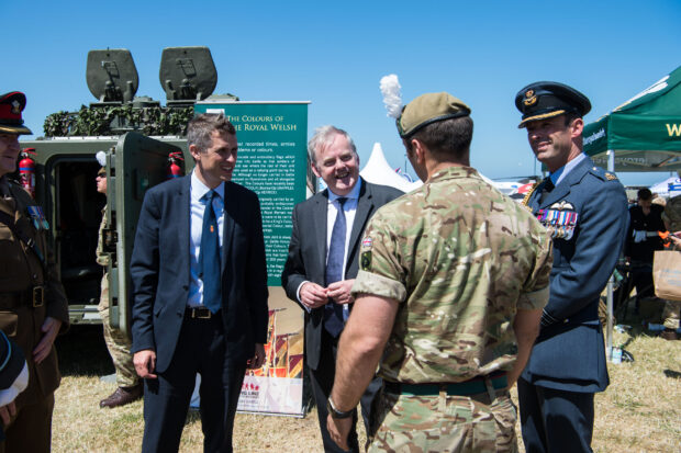 Defence Secretary Gavin Williamson and Defence Minister Guto Bebb talks to soldiers from The Royal Welsh about their role at Armed Forces Day, Llandudno. Crown copyright.